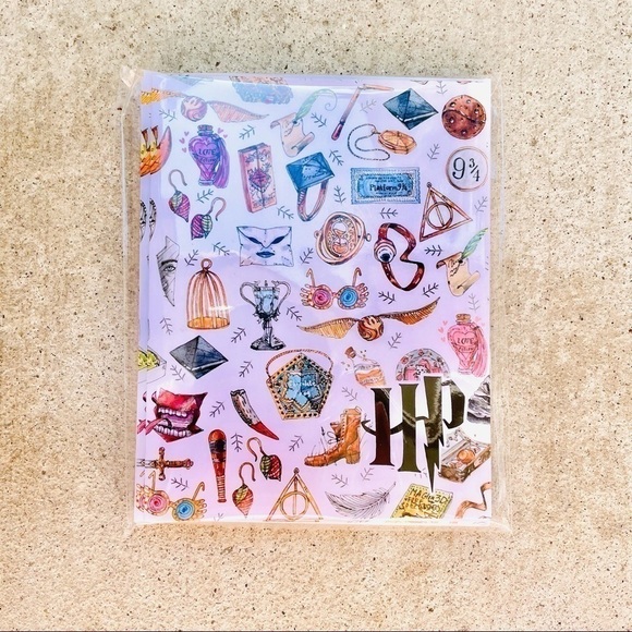 Harry Potter Cards Envelopes Stationary Printed Wand Magic Hedwig 3 Pack NWT - Picture 3 of 9